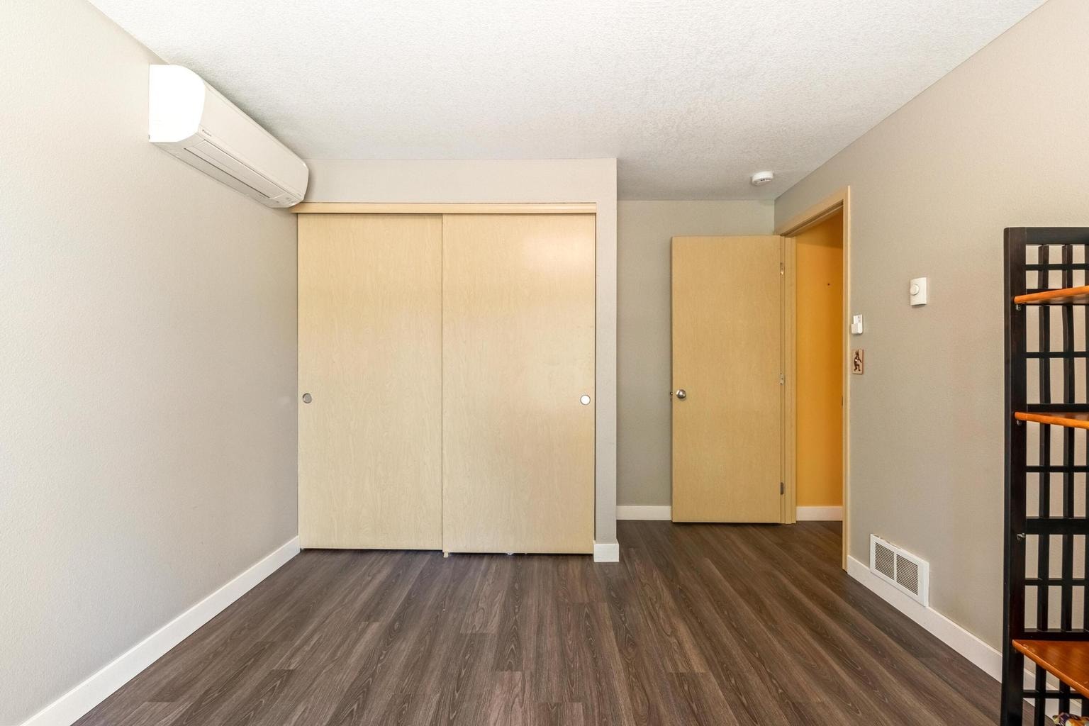 Photo of 5677 NW 49th Street 17 of 32