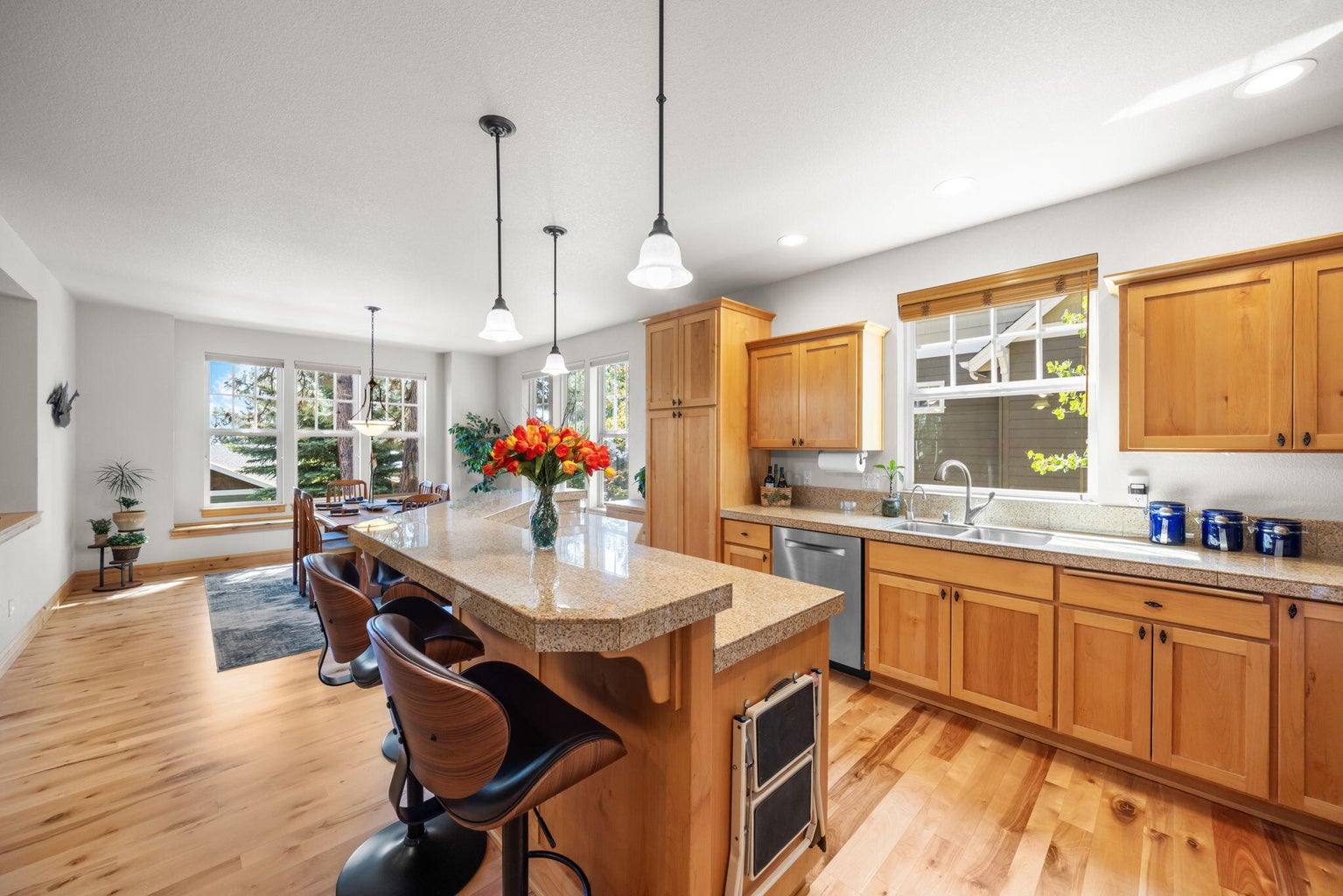 Kitchen and dining area
