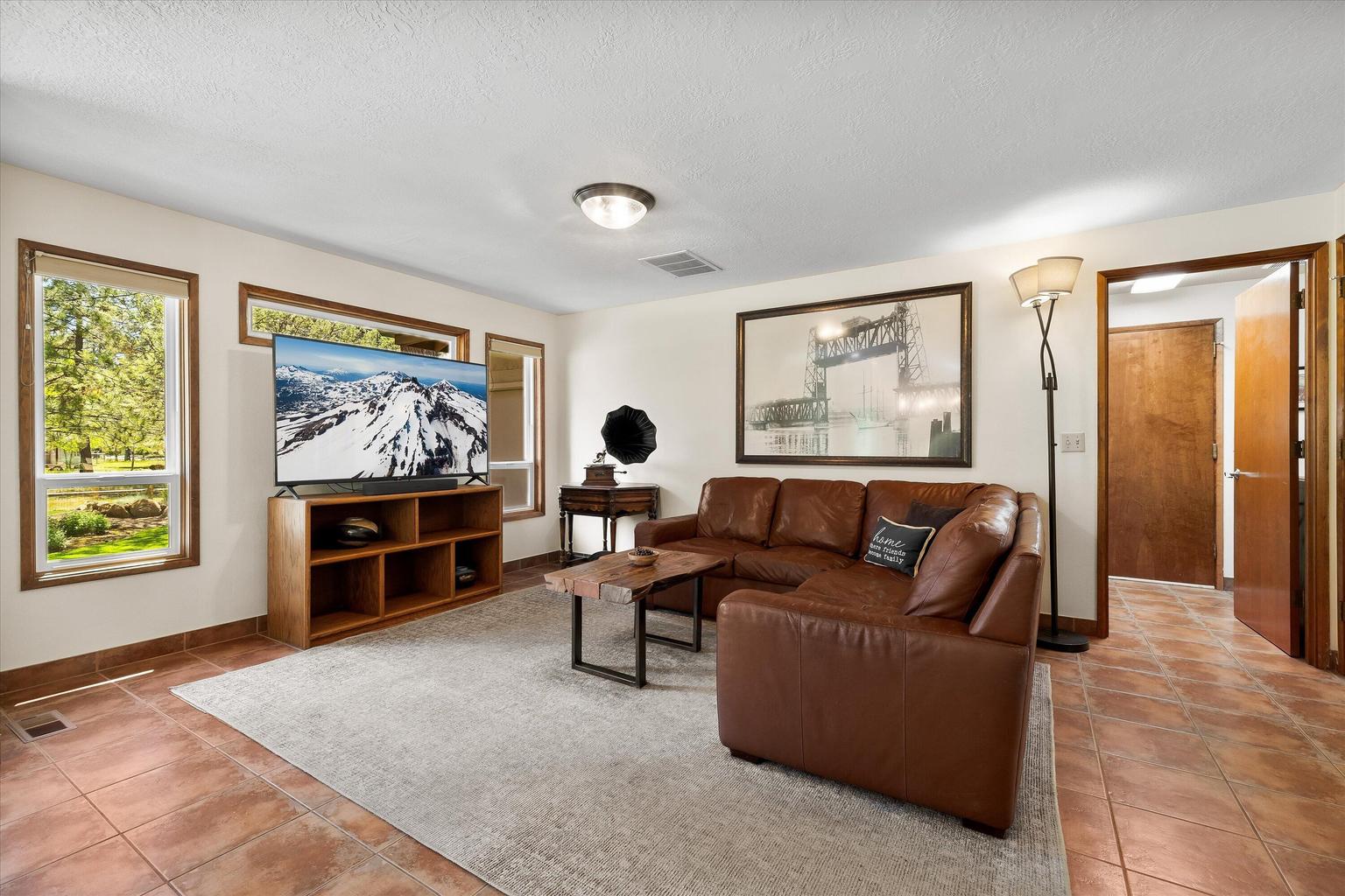 Great room area for lounging