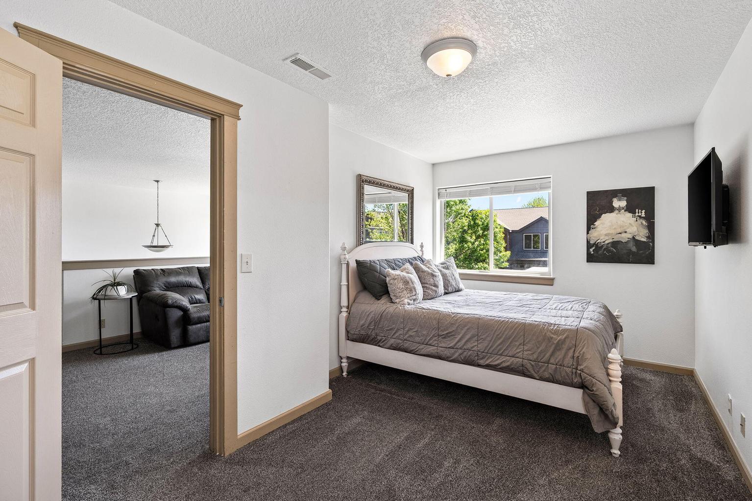 4th bedroom