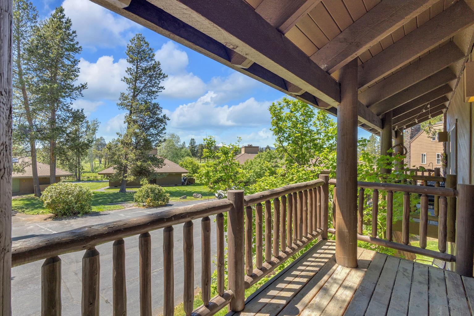 Photo of 17654 Pinnacle Lane 21 of 44