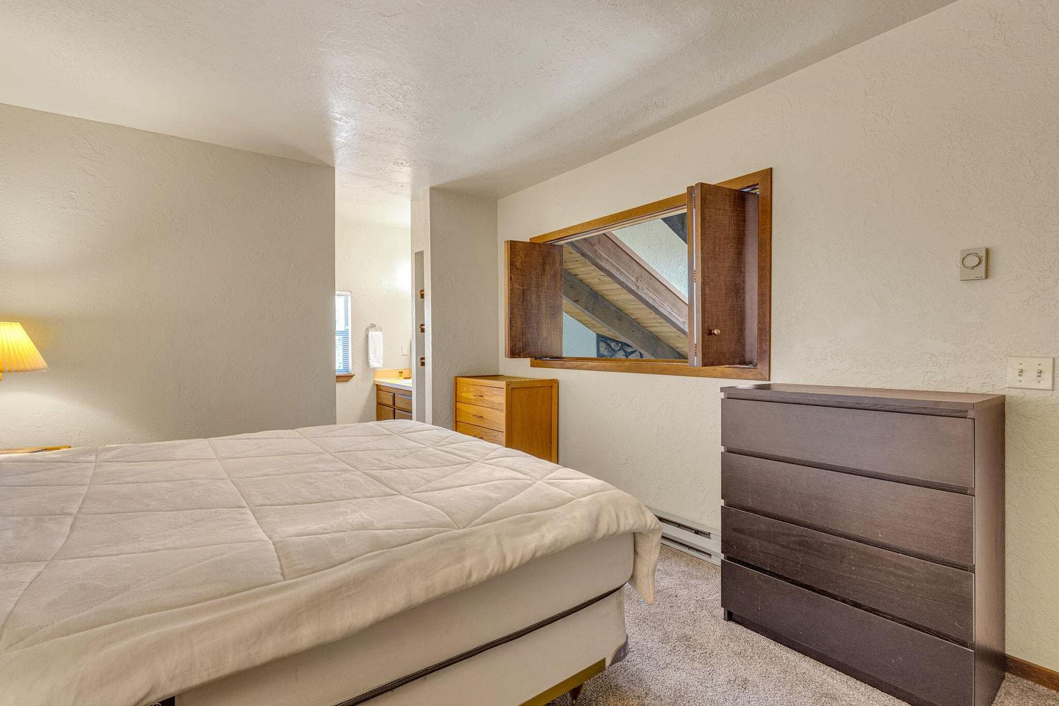 Photo of 17654 Pinnacle Lane 31 of 44