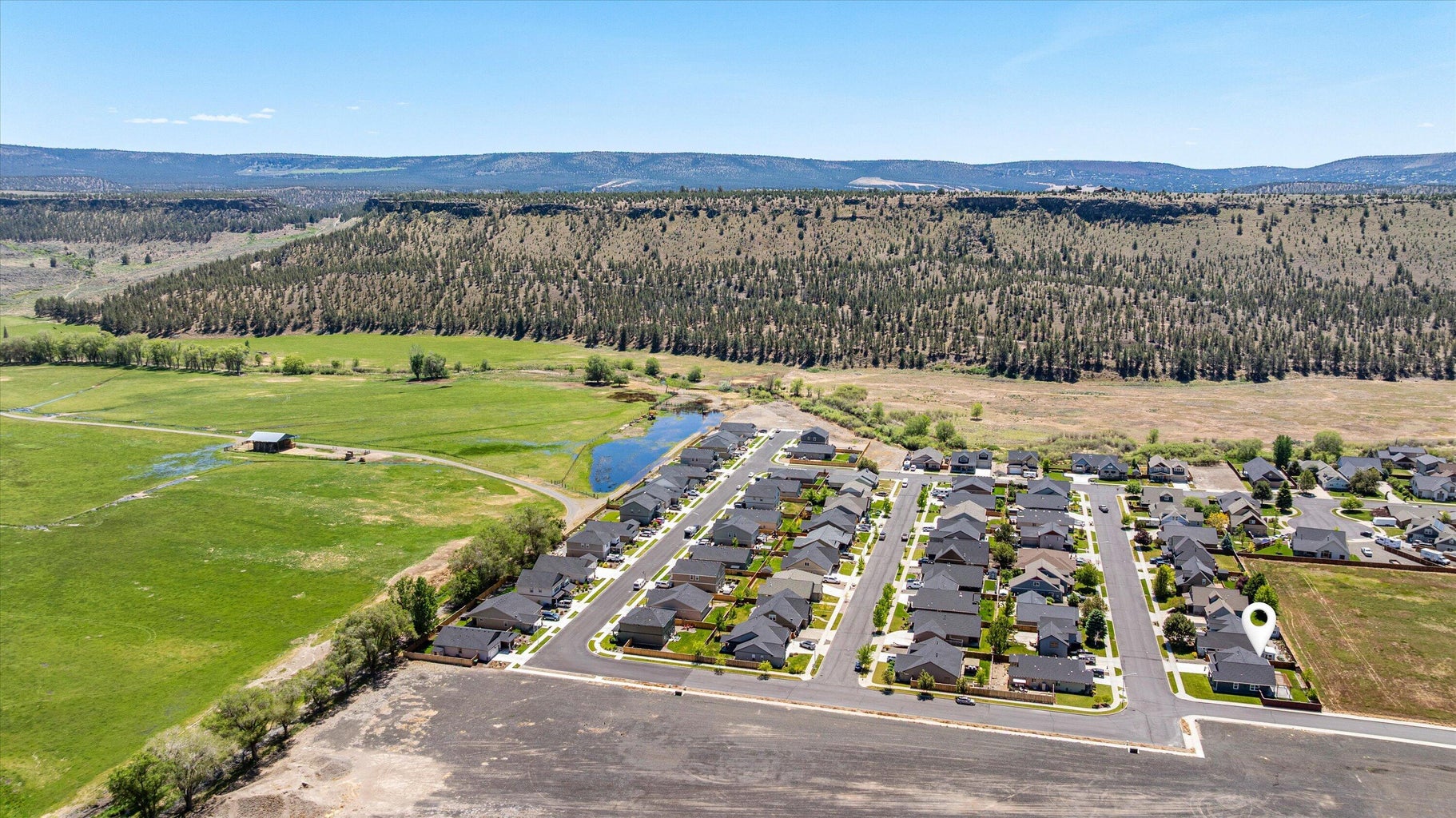 Photo of 317 SE Pioneer Drive 46 of 46