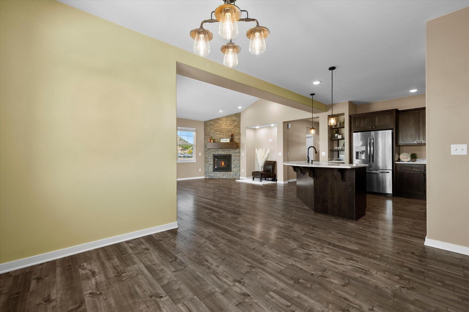 Photo of 317 SE Pioneer Drive 15 of 46