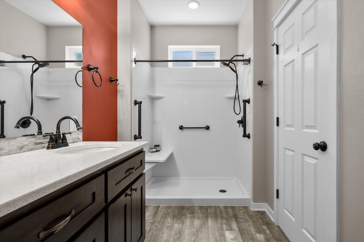 Photo of 317 SE Pioneer Drive 31 of 46