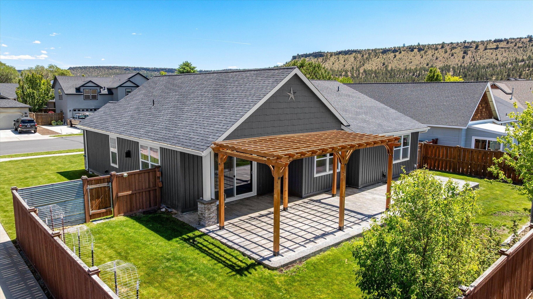 Photo of 317 SE Pioneer Drive 38 of 46