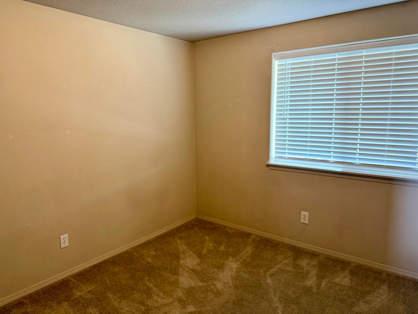 Photo of 16406 Heath Drive 14 of 20
