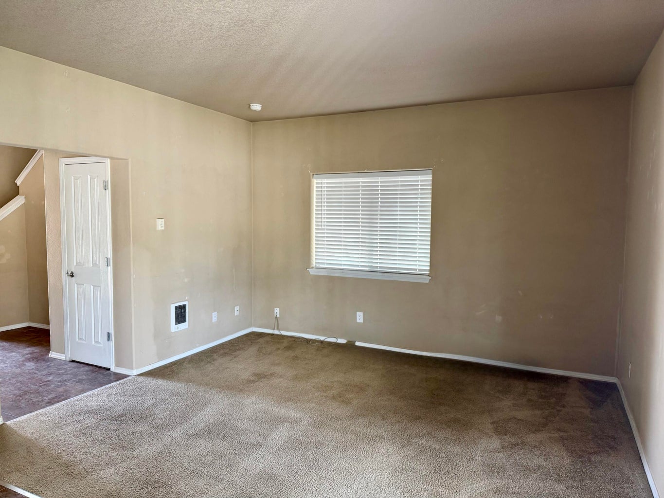 Photo of 16406 Heath Drive 11 of 20