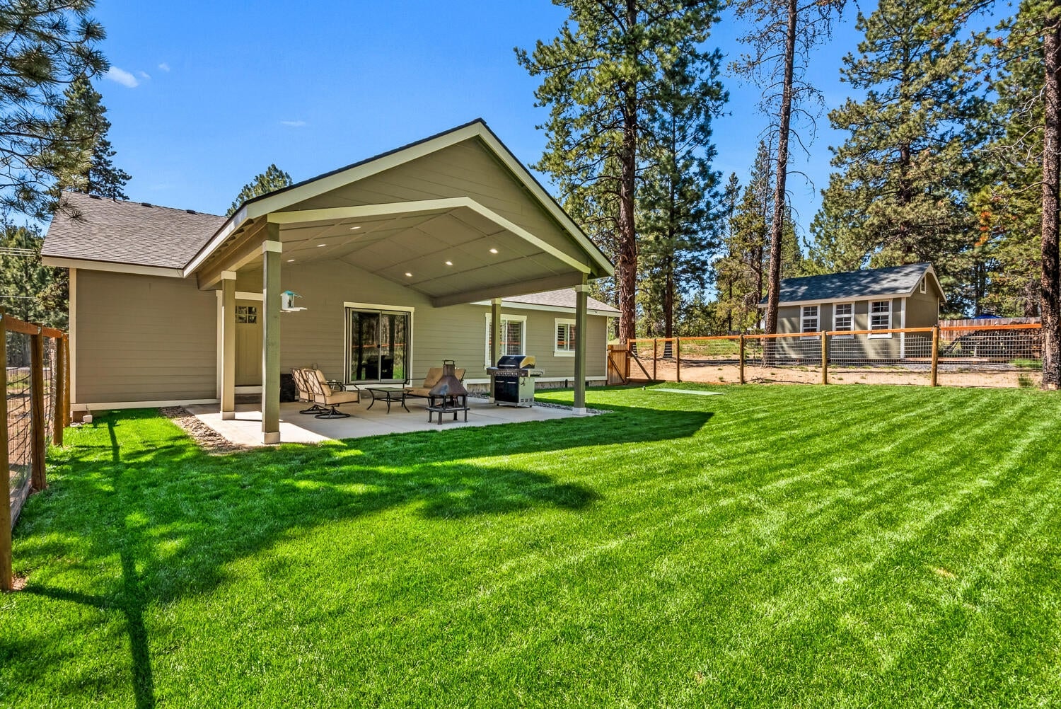 Photo of 53730 Otter Drive 17 of 27