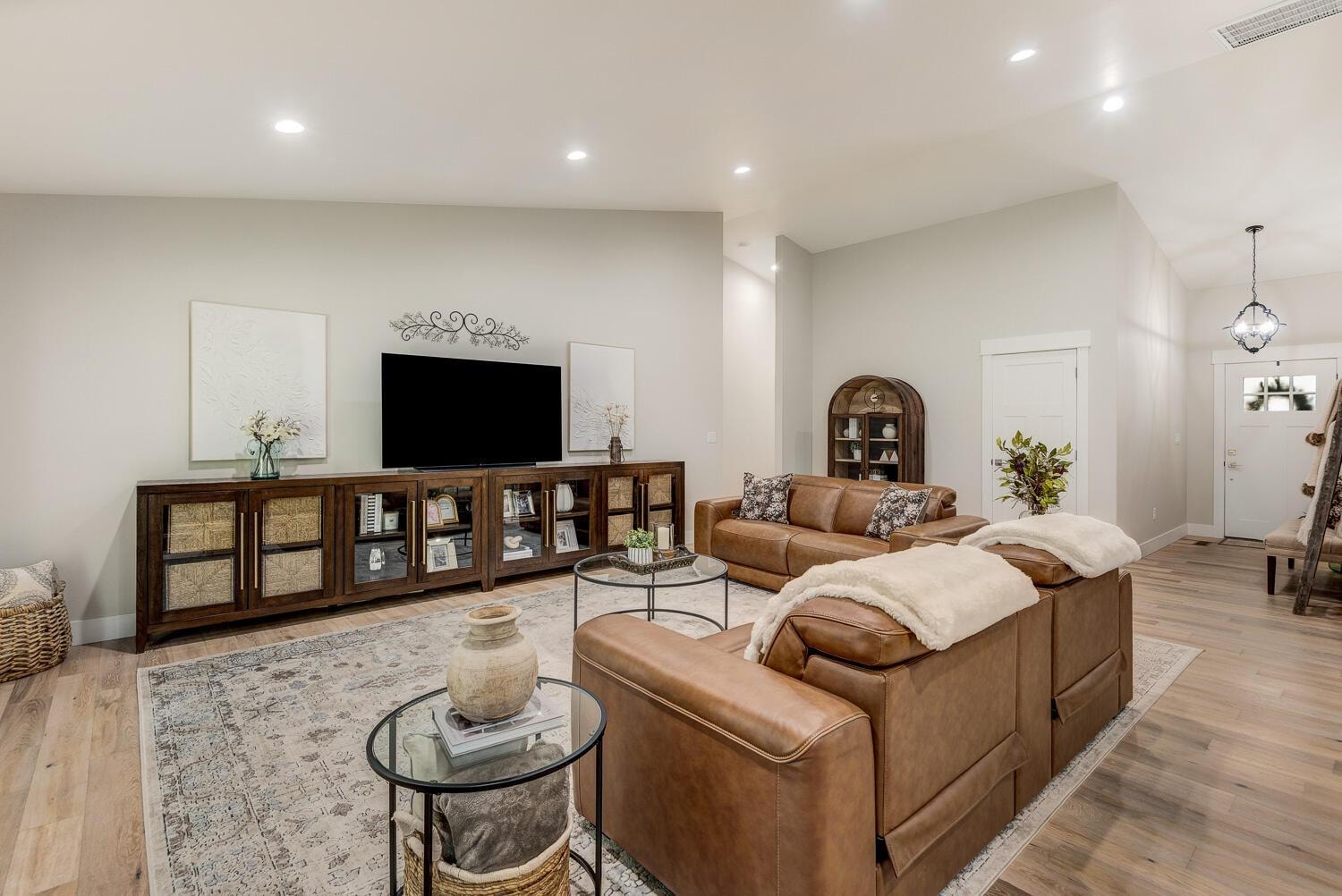 Photo of 53730 Otter Drive 23 of 27