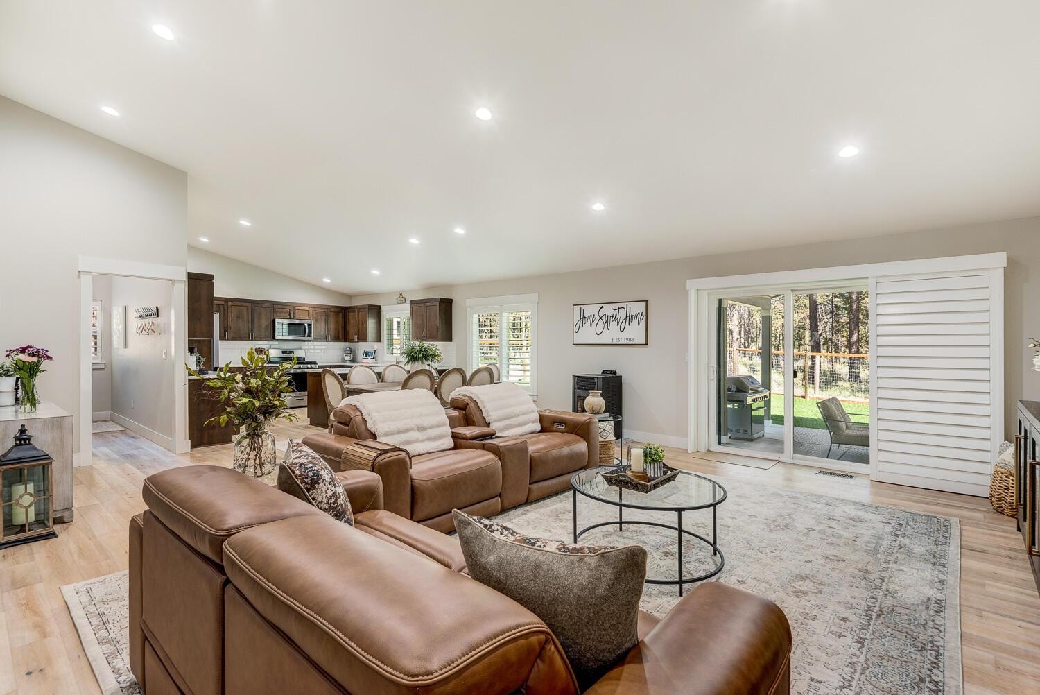 Photo of 53730 Otter Drive 5 of 27