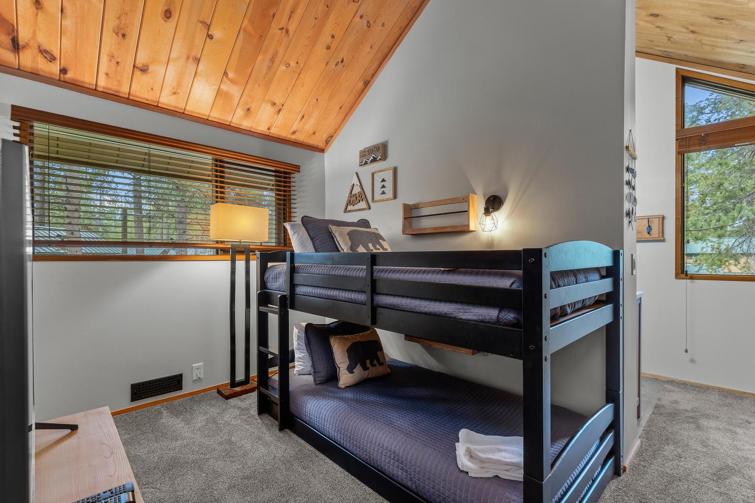 Photo of 57488 Ranch Cabins Road 14 of 32