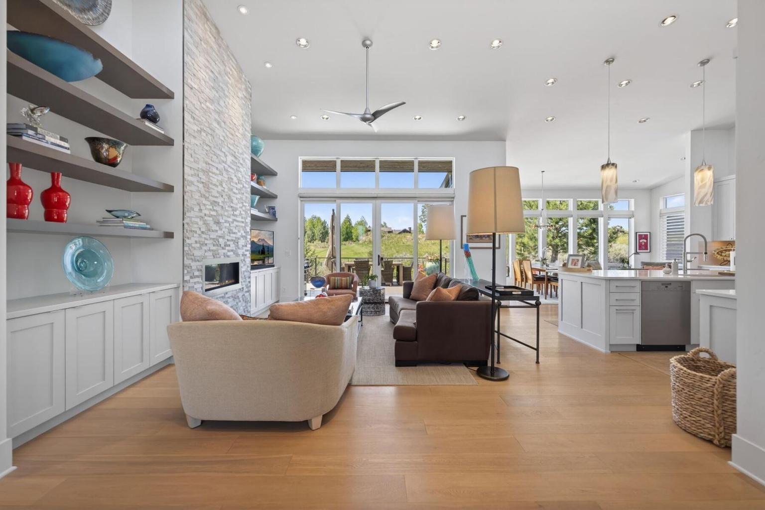Photo of 61487 Hackleman Court 4 of 35