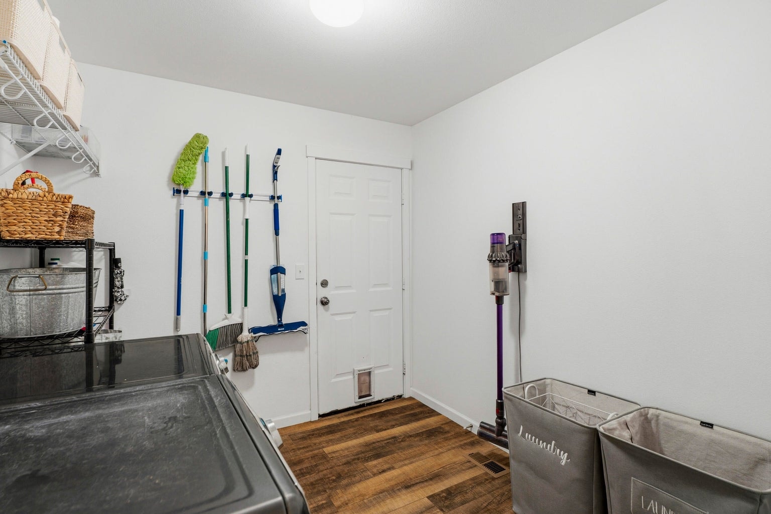 Photo of 8131 NW 7th 46 of 92