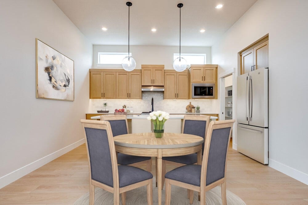 Photo of 3867 NE Tellus Drive 3 of 22