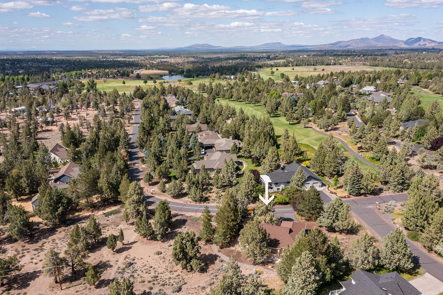 Photo of 2125 Condor Drive 2 of 42