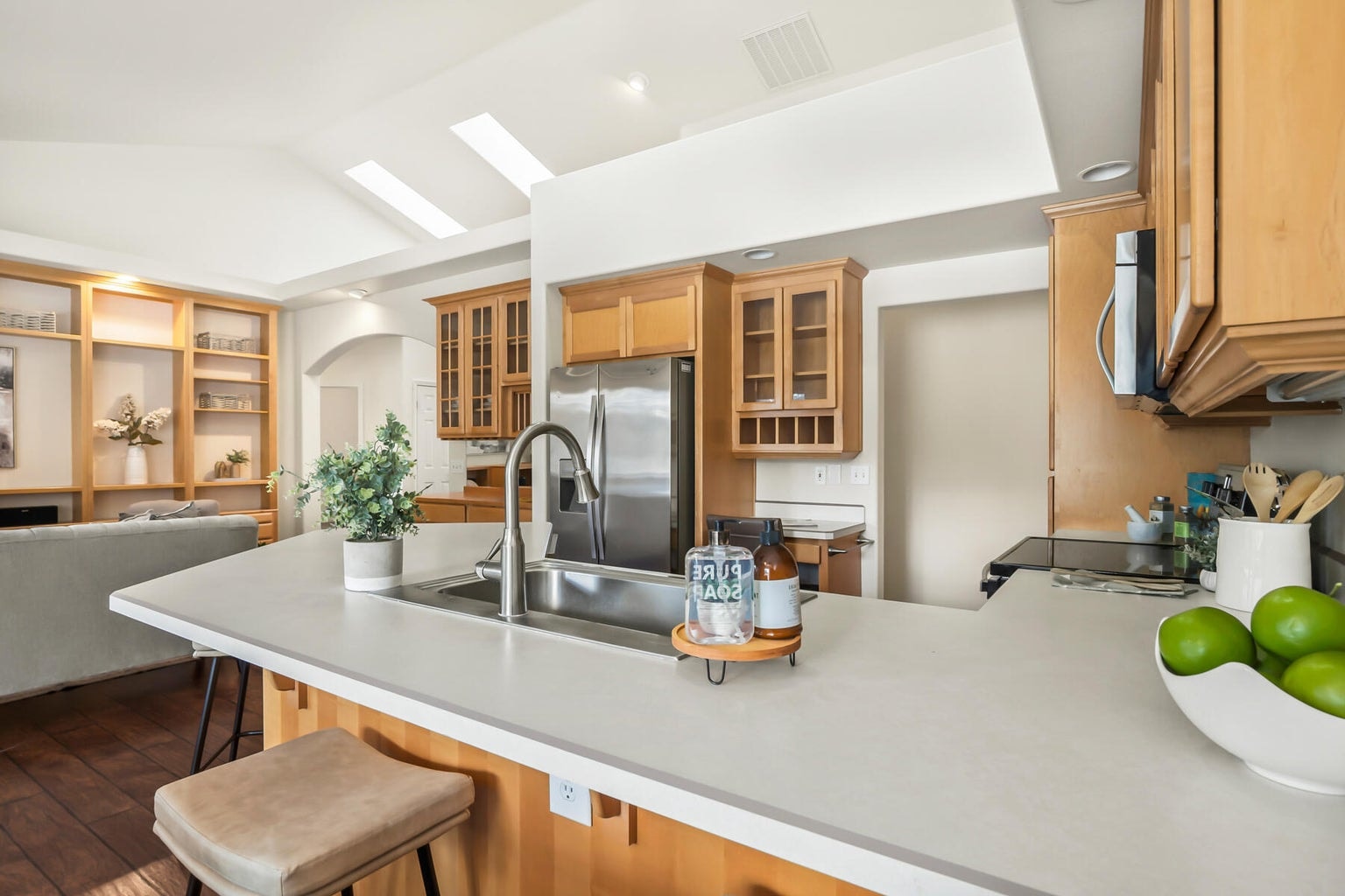 Photo of 2125 Condor Drive 18 of 42