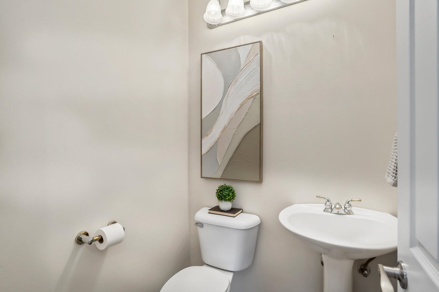 Photo of 2125 Condor Drive 22 of 42