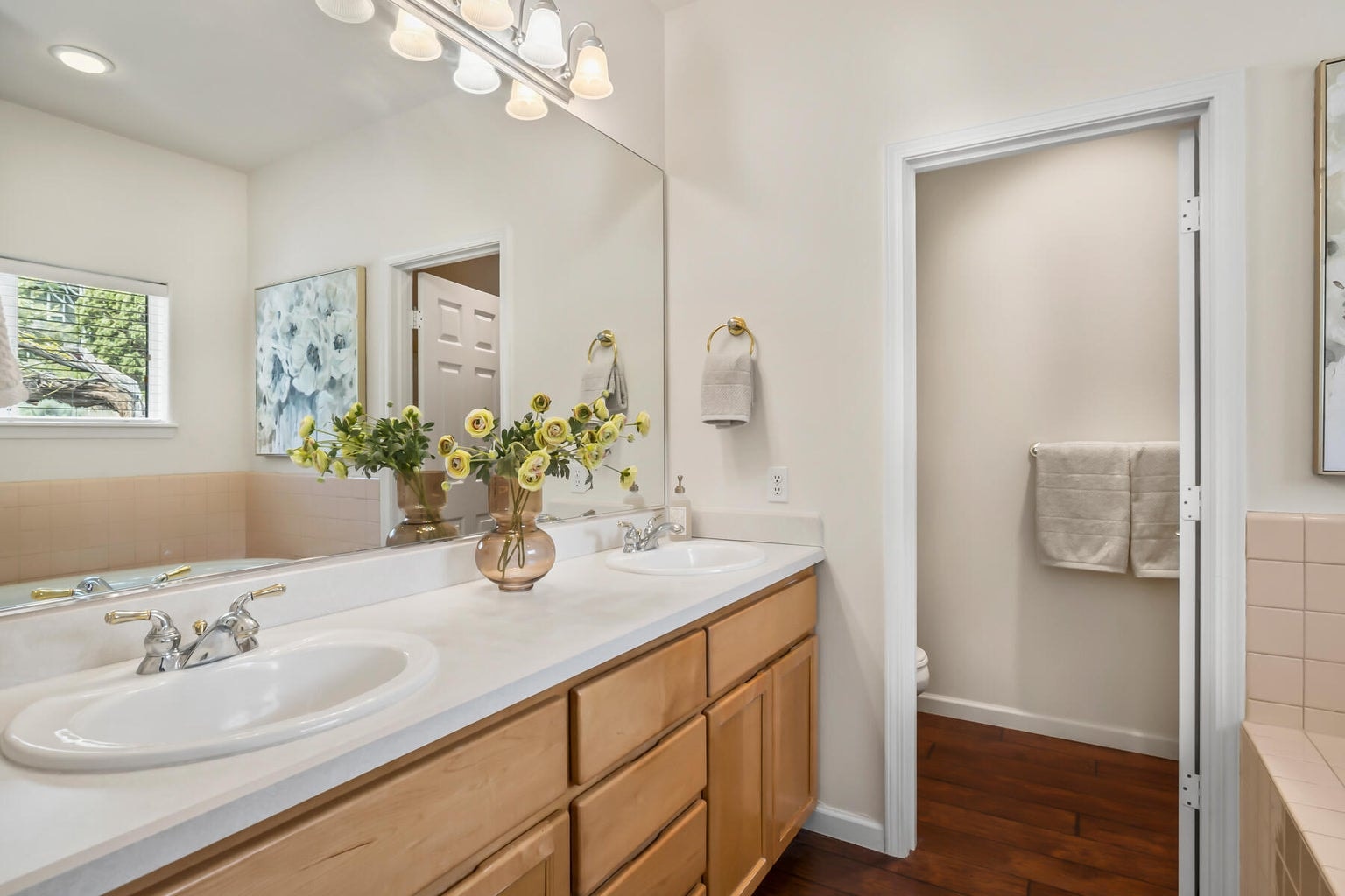 Photo of 2125 Condor Drive 27 of 42