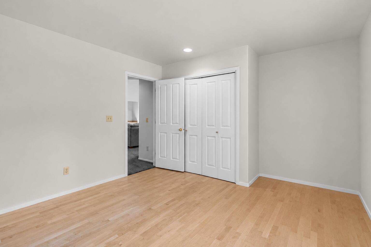 Photo of 58042 Siskin Lane 33 of 49