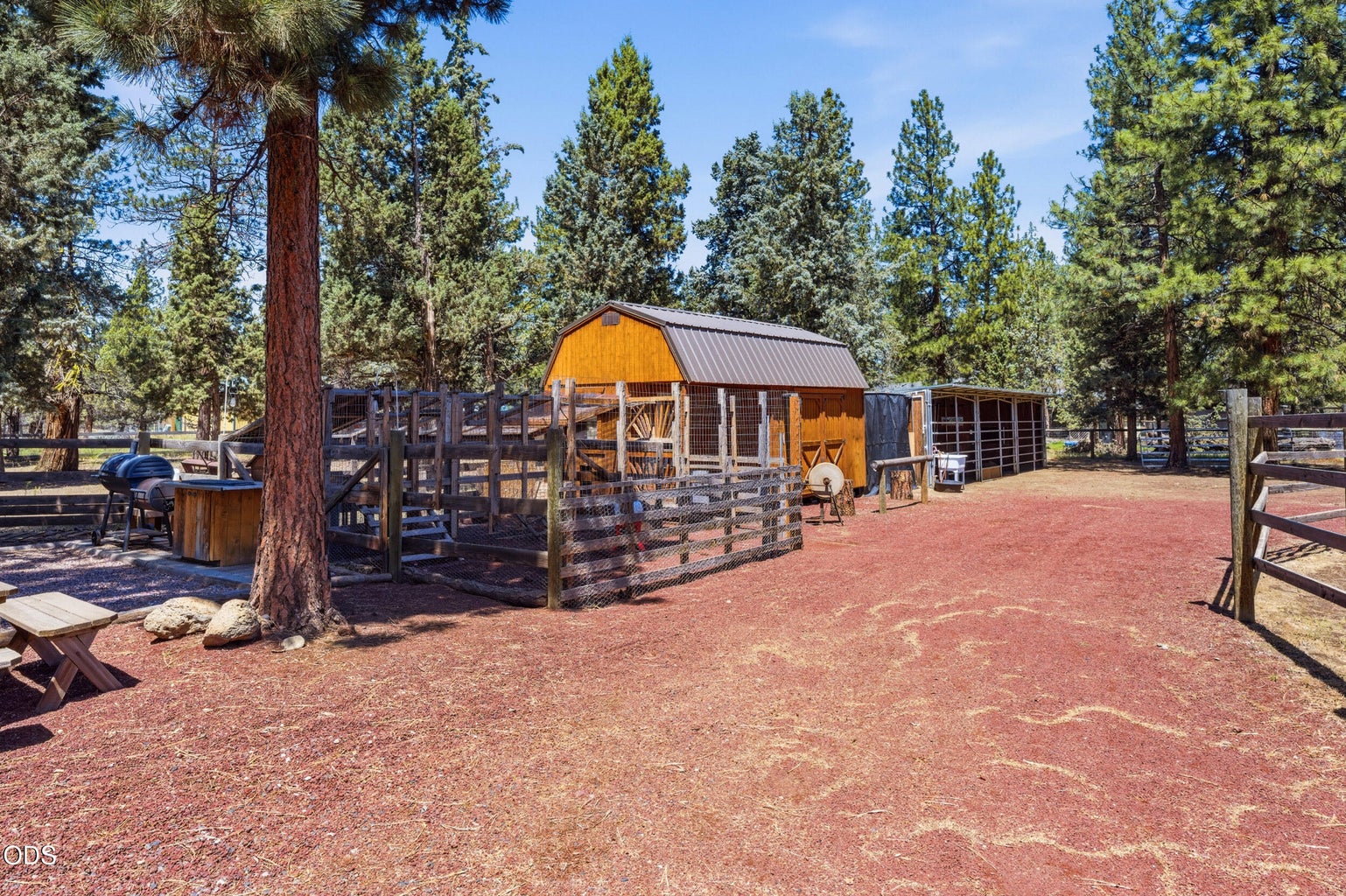 Chicken Cop, Storage Sheds, Stalls/Animal Shelter