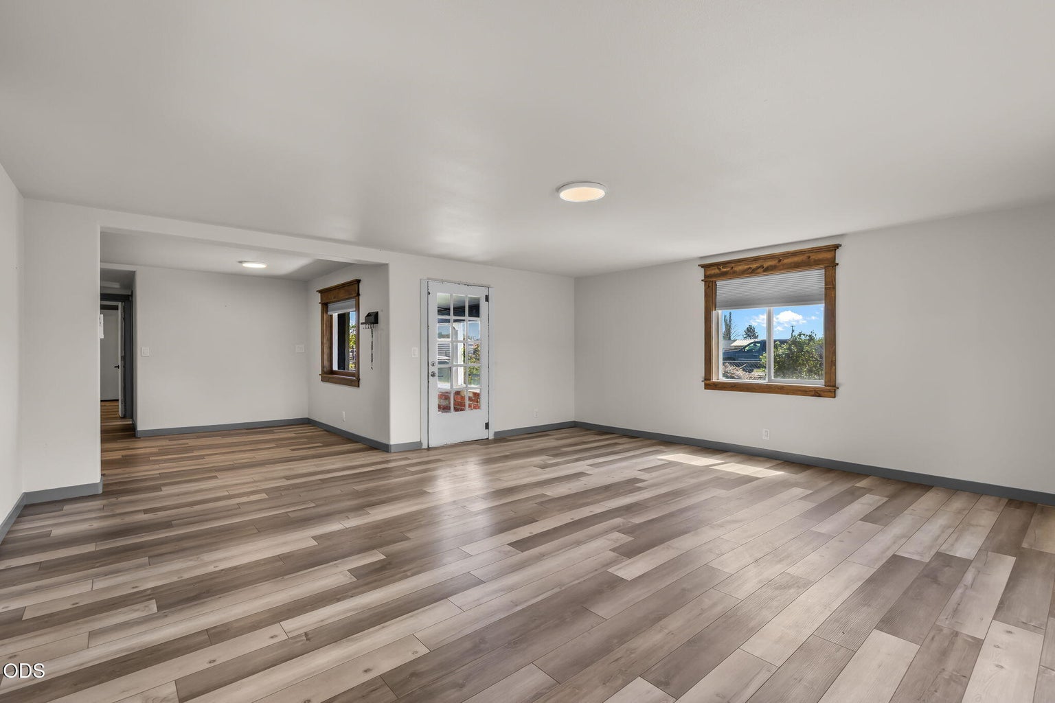 Photo of 847 C Avenue 8 of 51