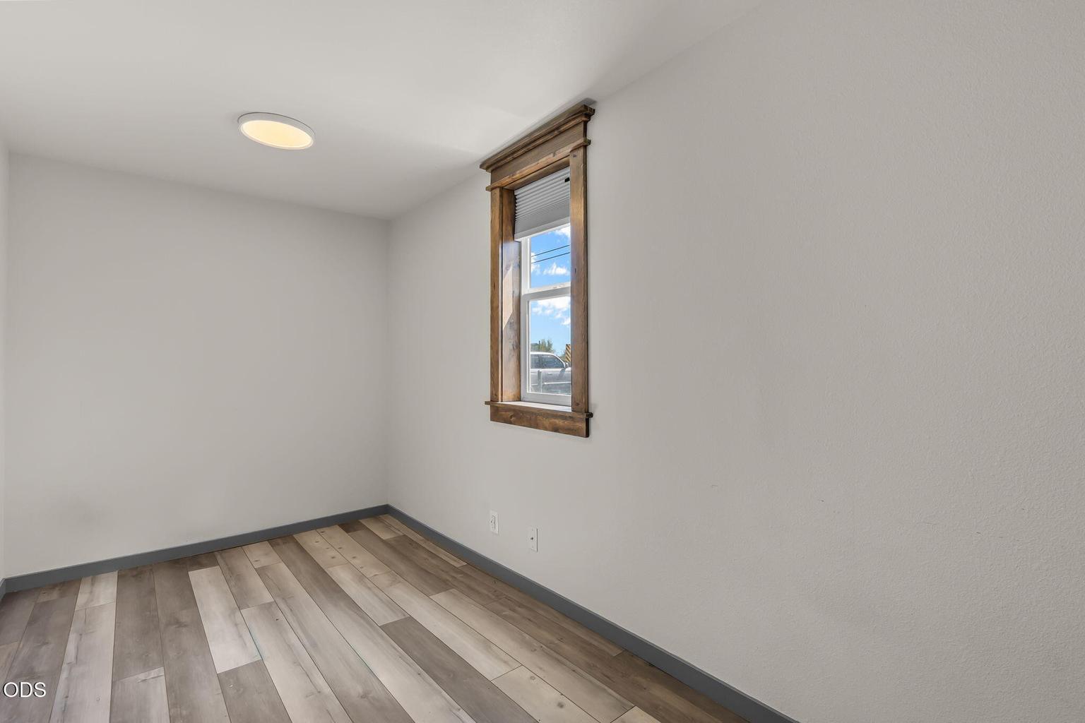 Photo of 847 C Avenue 28 of 51