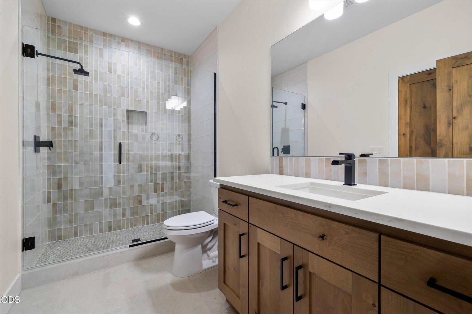 This bathroom has a hallway door as well as direct access from the third bedroom