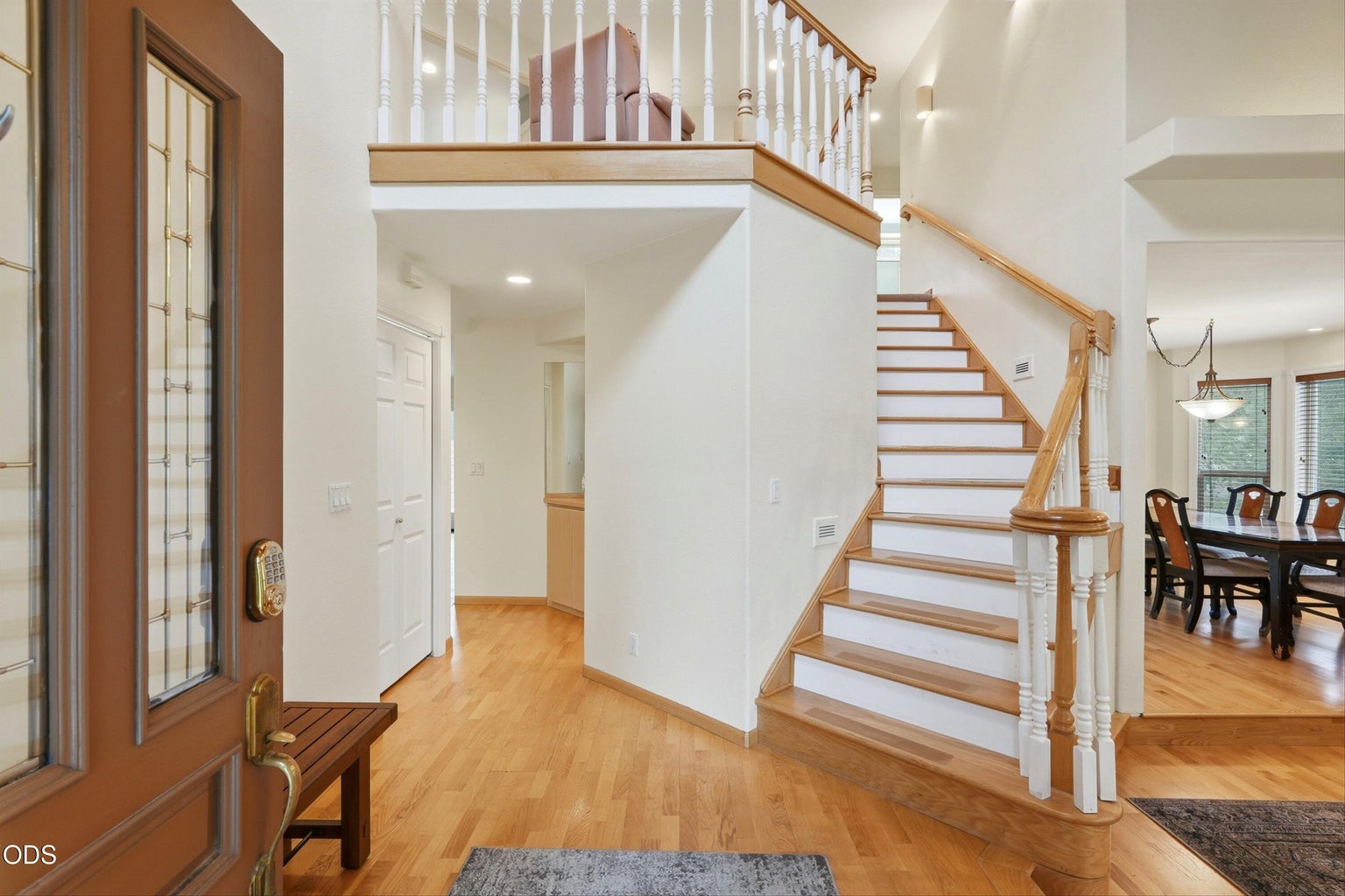 Photo of 18004 Tan Oak Lane 4 of 36