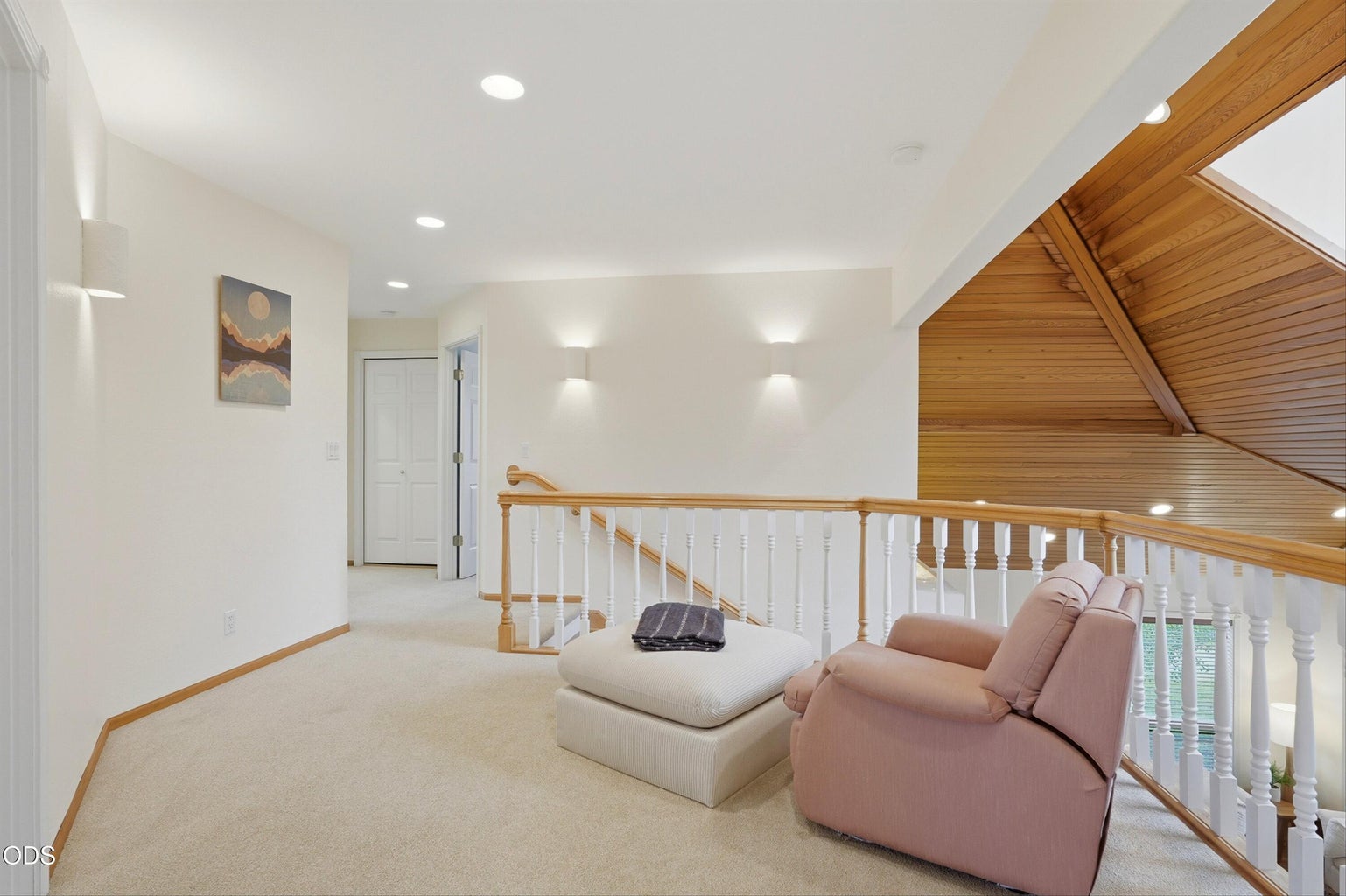 Photo of 18004 Tan Oak Lane 21 of 36