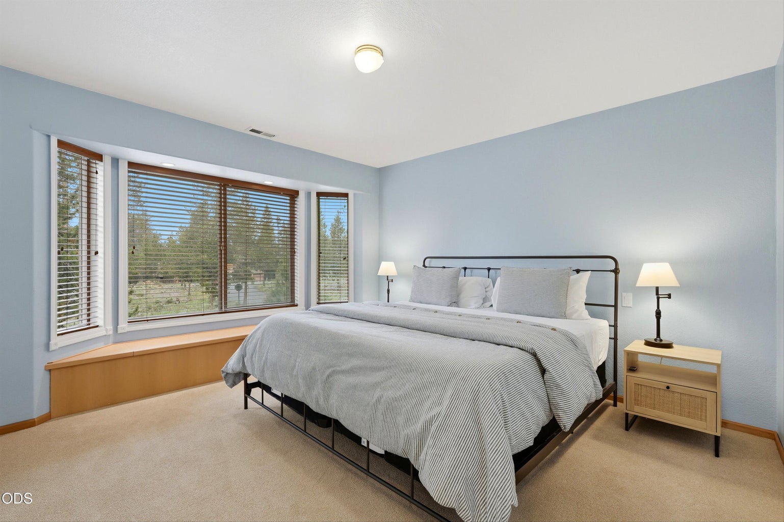 Photo of 18004 Tan Oak Lane 24 of 36