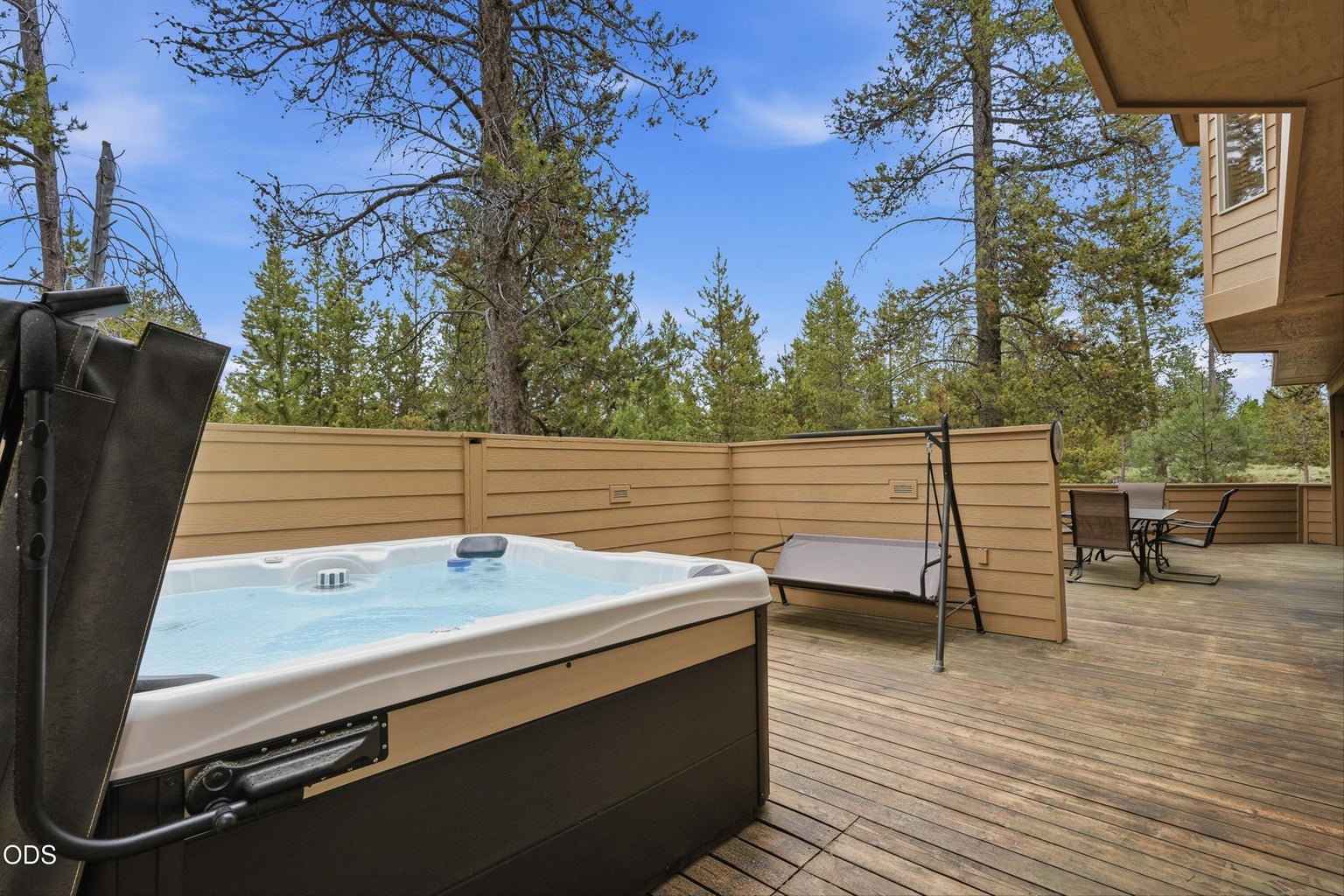 Photo of 18004 Tan Oak Lane 33 of 36