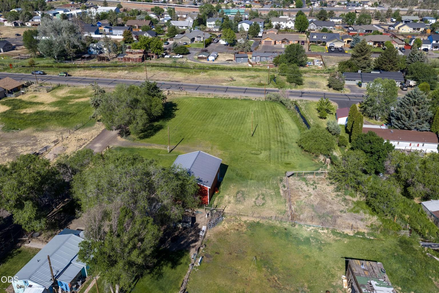 Photo of 409 G Avenue 34 of 37