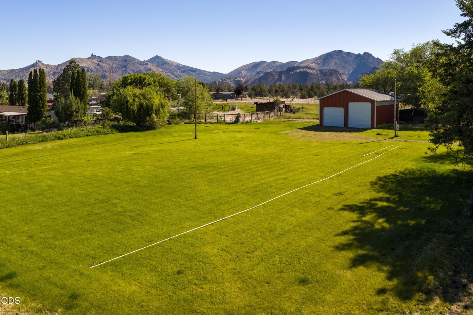 Photo of 409 G Avenue 32 of 37