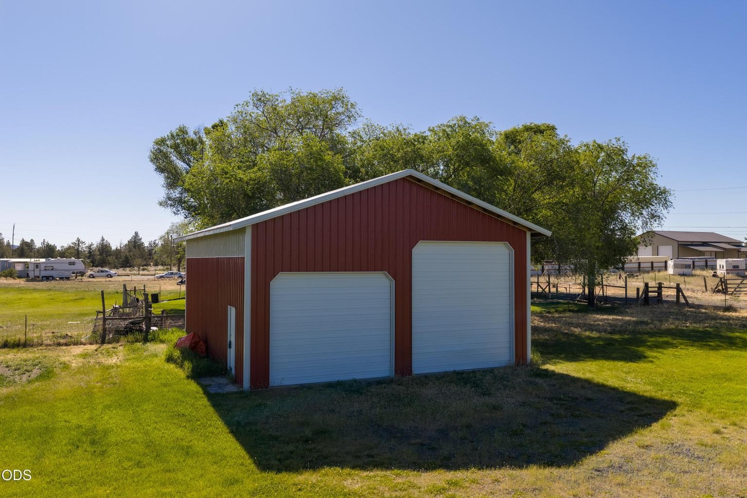 Photo of 409 G Avenue 12 of 37