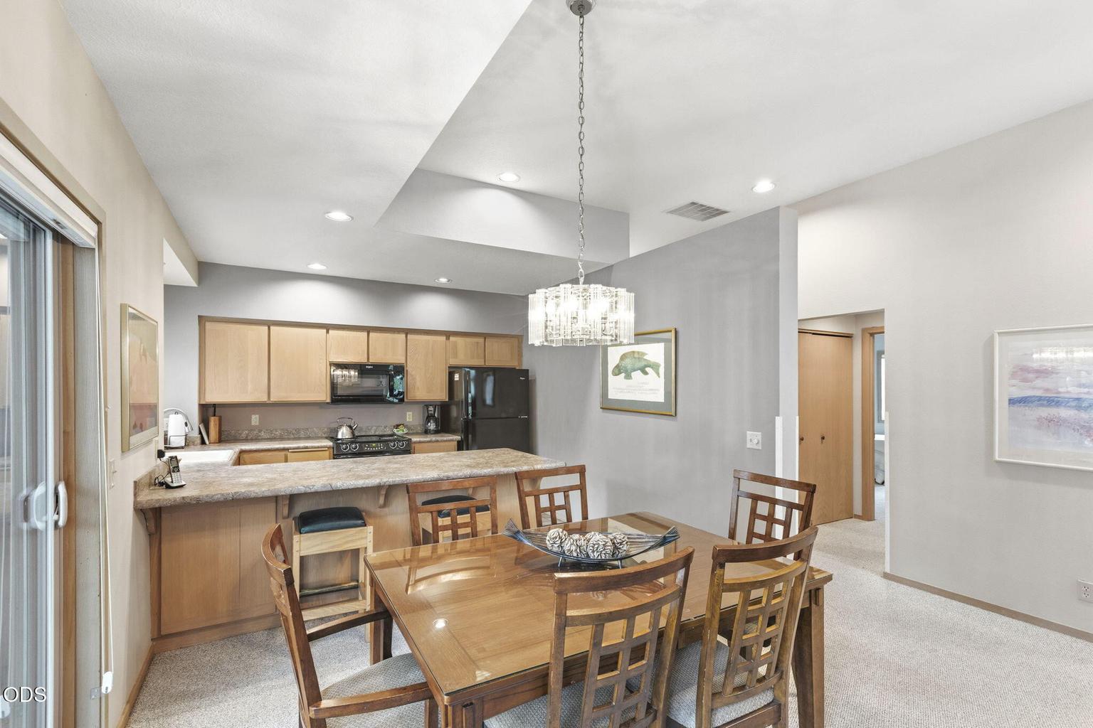 Photo of 57342 Beaver Ridge Loop 9 of 25