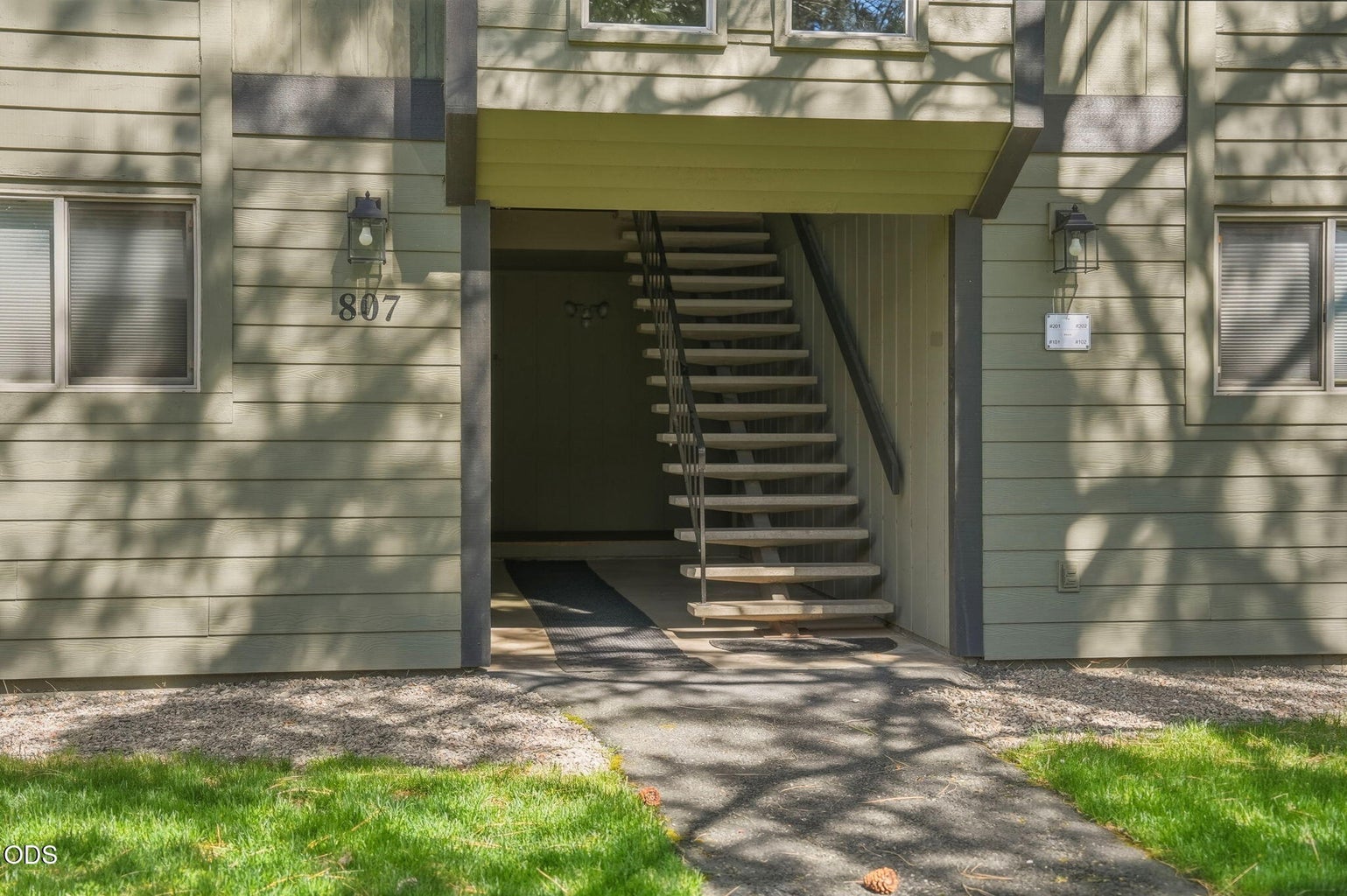Photo of 807 E Desperado 35 of 48
