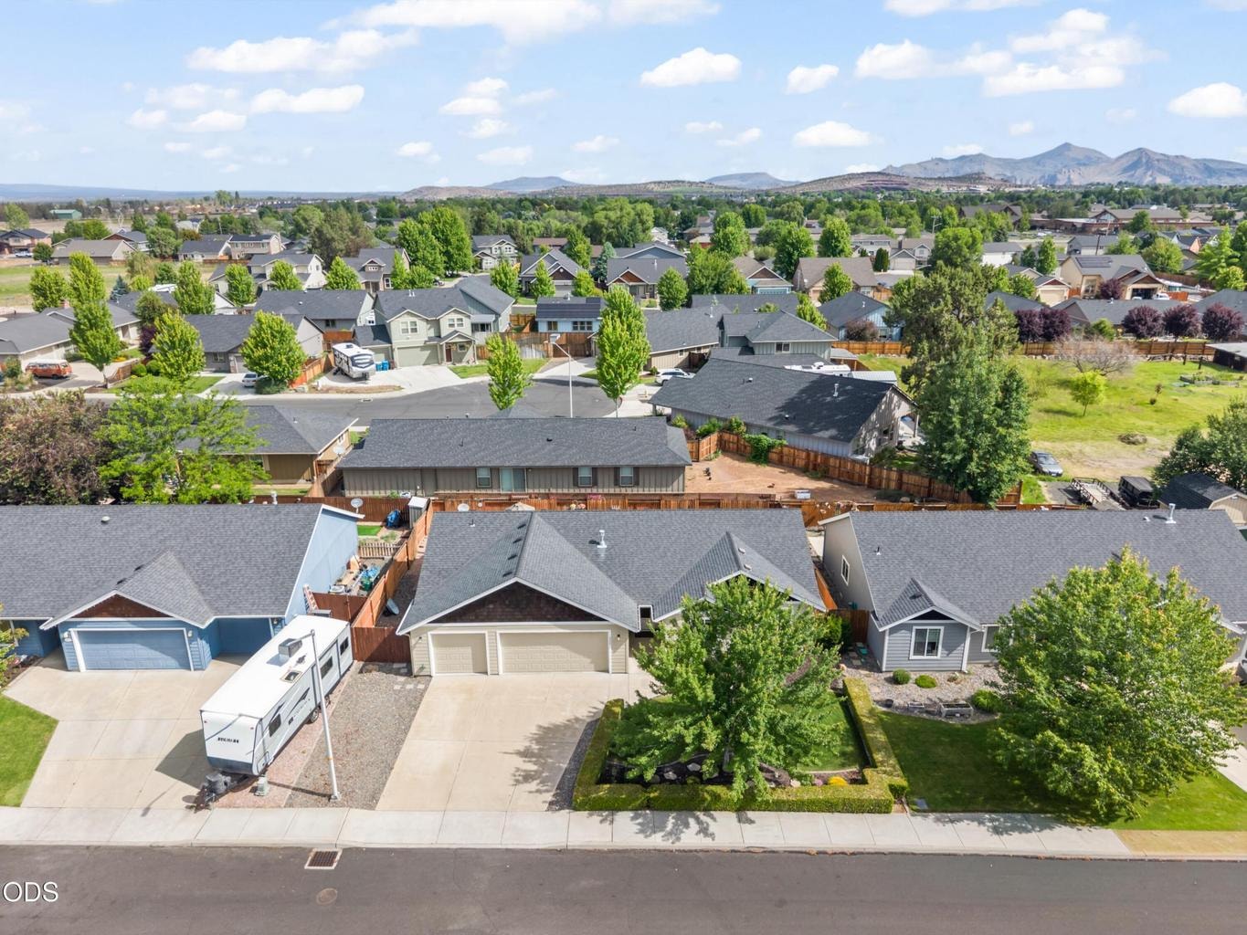 Photo of 2035 NW Kilnwood Lane 27 of 37