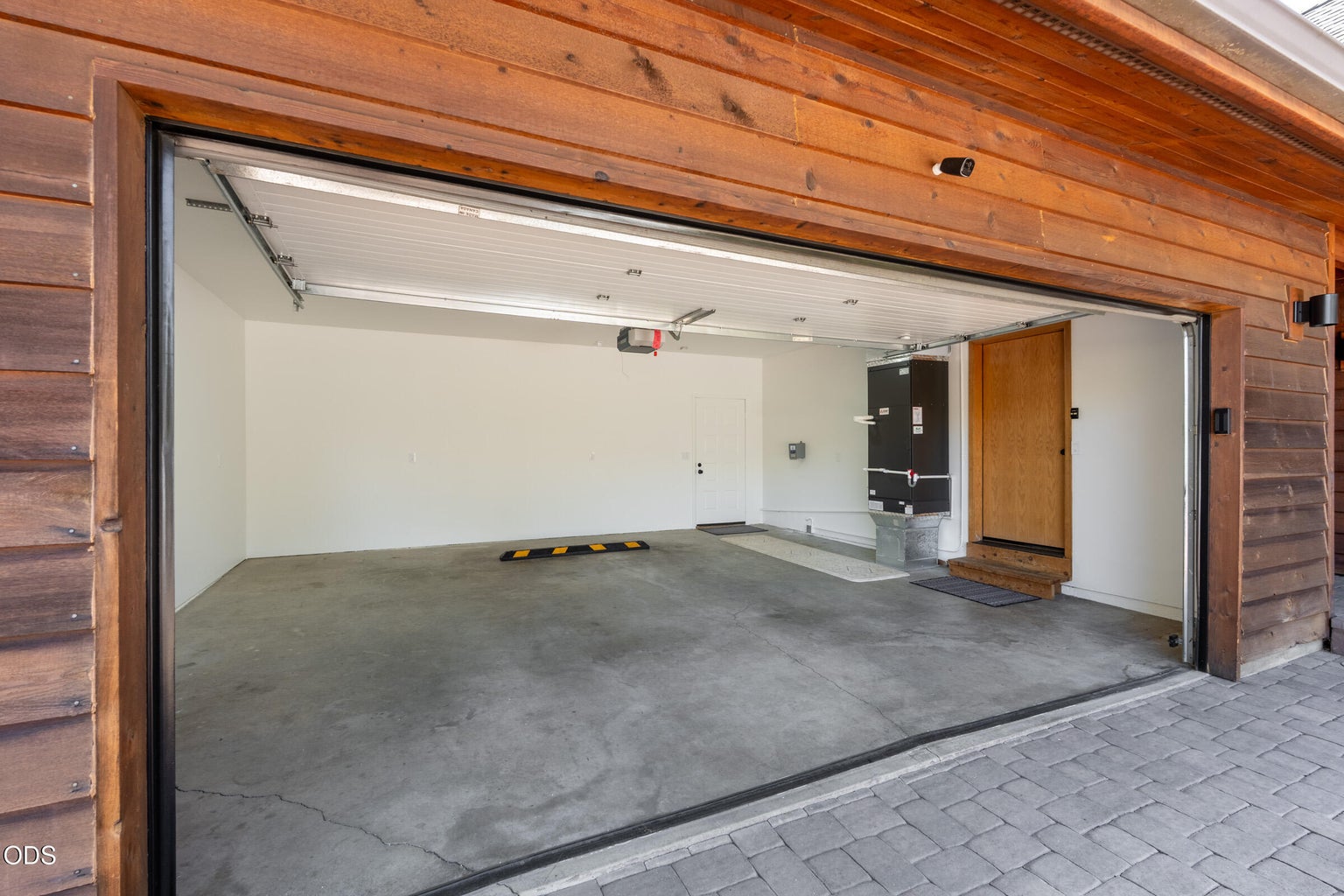 2 car garage
