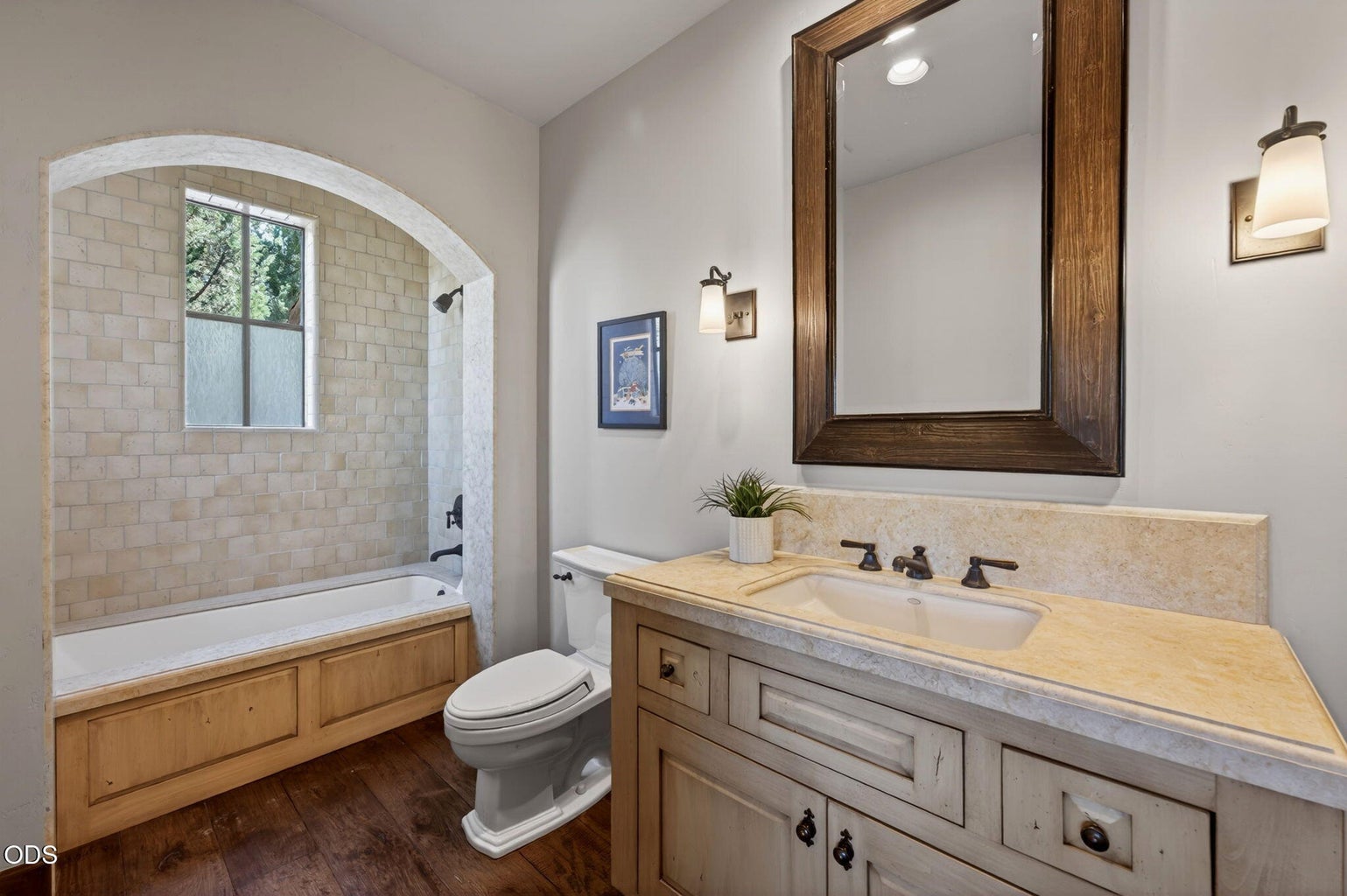 2 guest ensuite bathroom