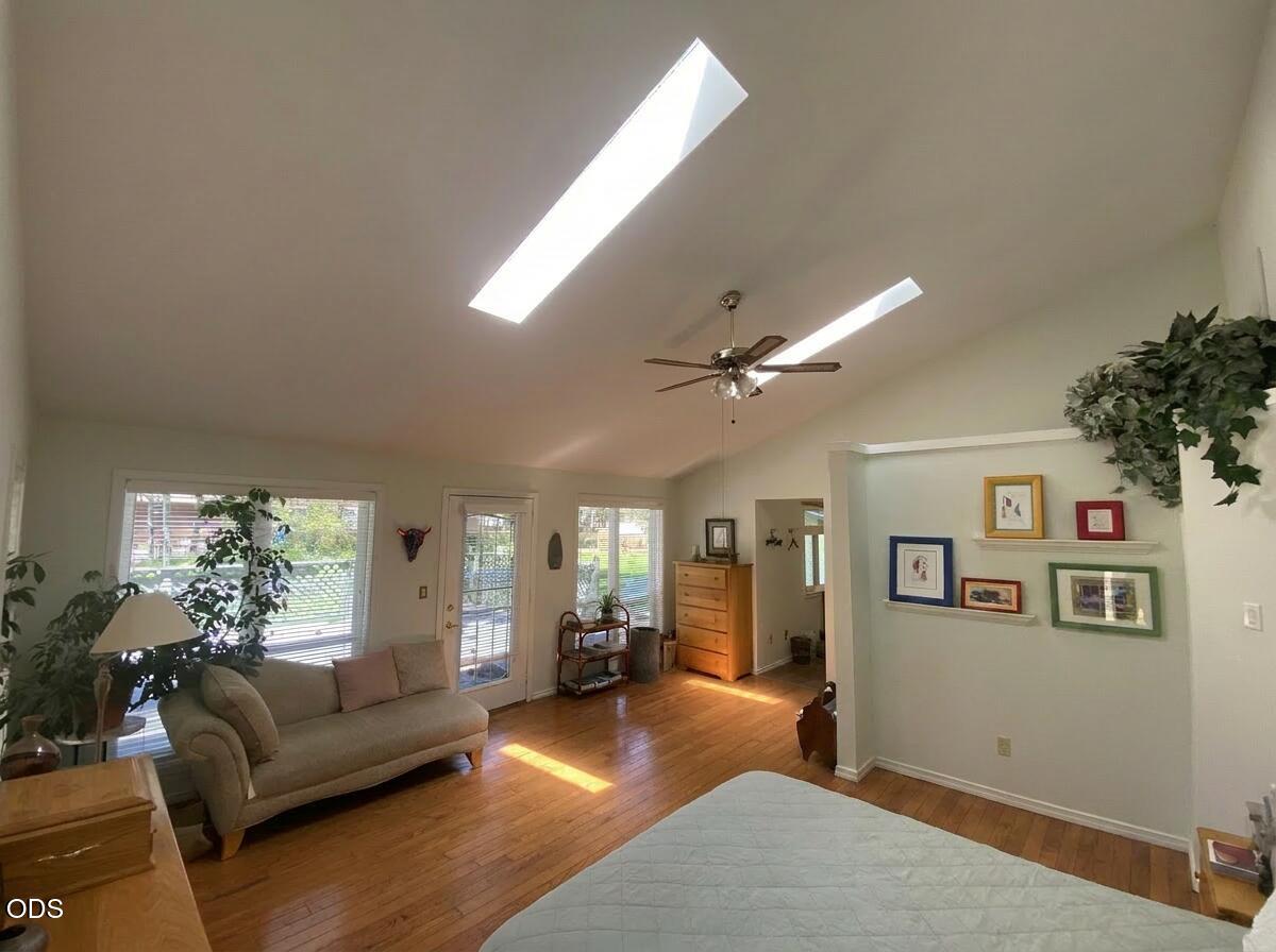 Photo of 15634 Ponderosa Lane 6 of 26