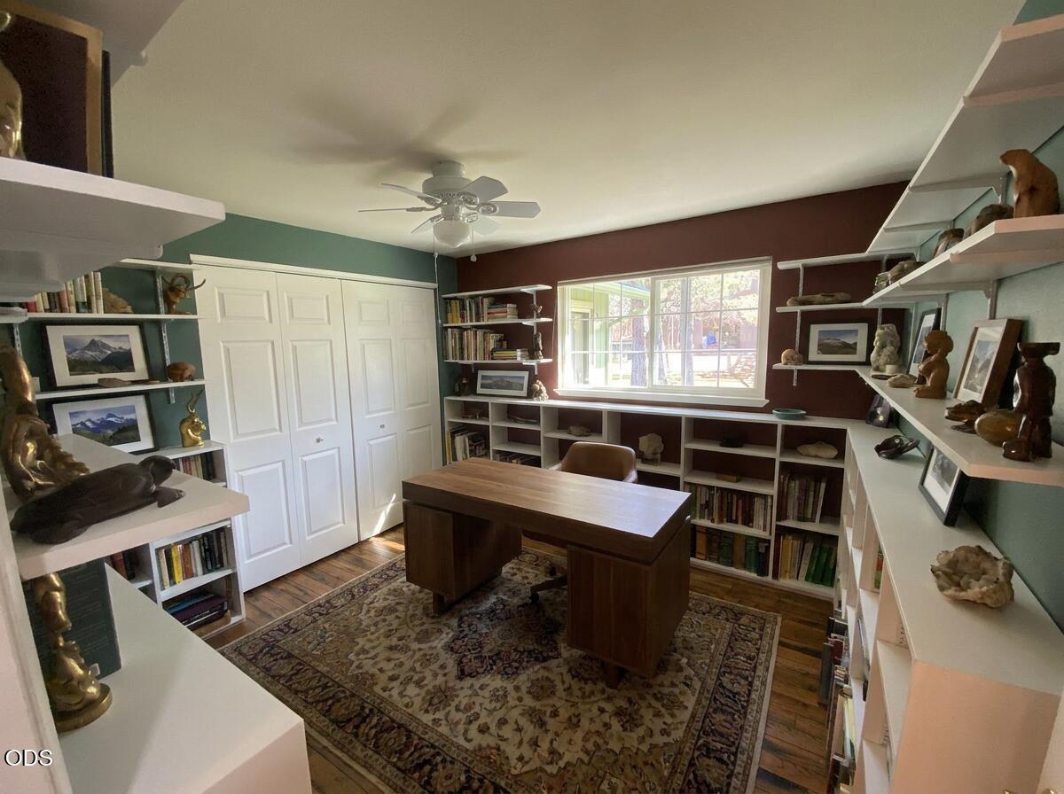 Photo of 15634 Ponderosa Lane 14 of 26