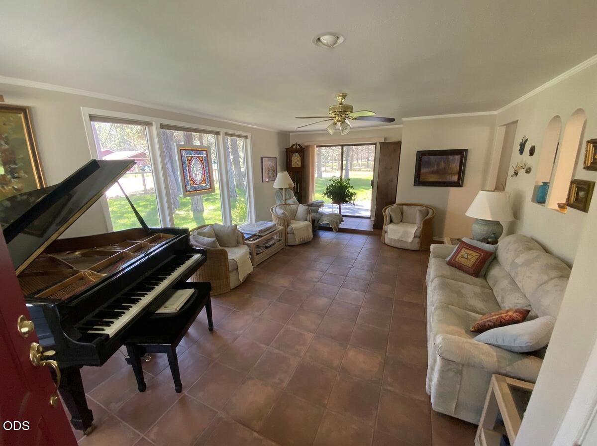 Photo of 15634 Ponderosa Lane 3 of 26