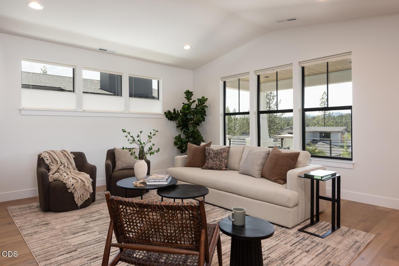 Photo of 3012 NW Polarstar Court 4 of 61