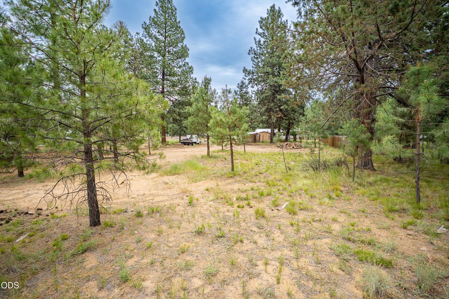 Photo of 60245 Lakeview Drive 37 of 45