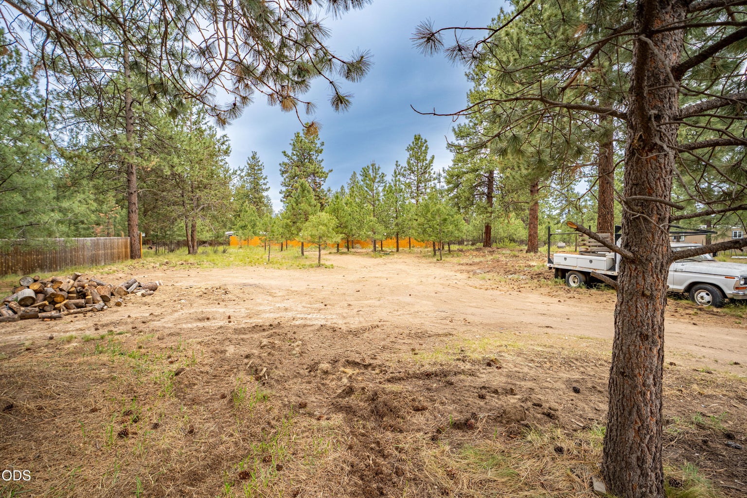 Photo of 60245 Lakeview Drive 35 of 45
