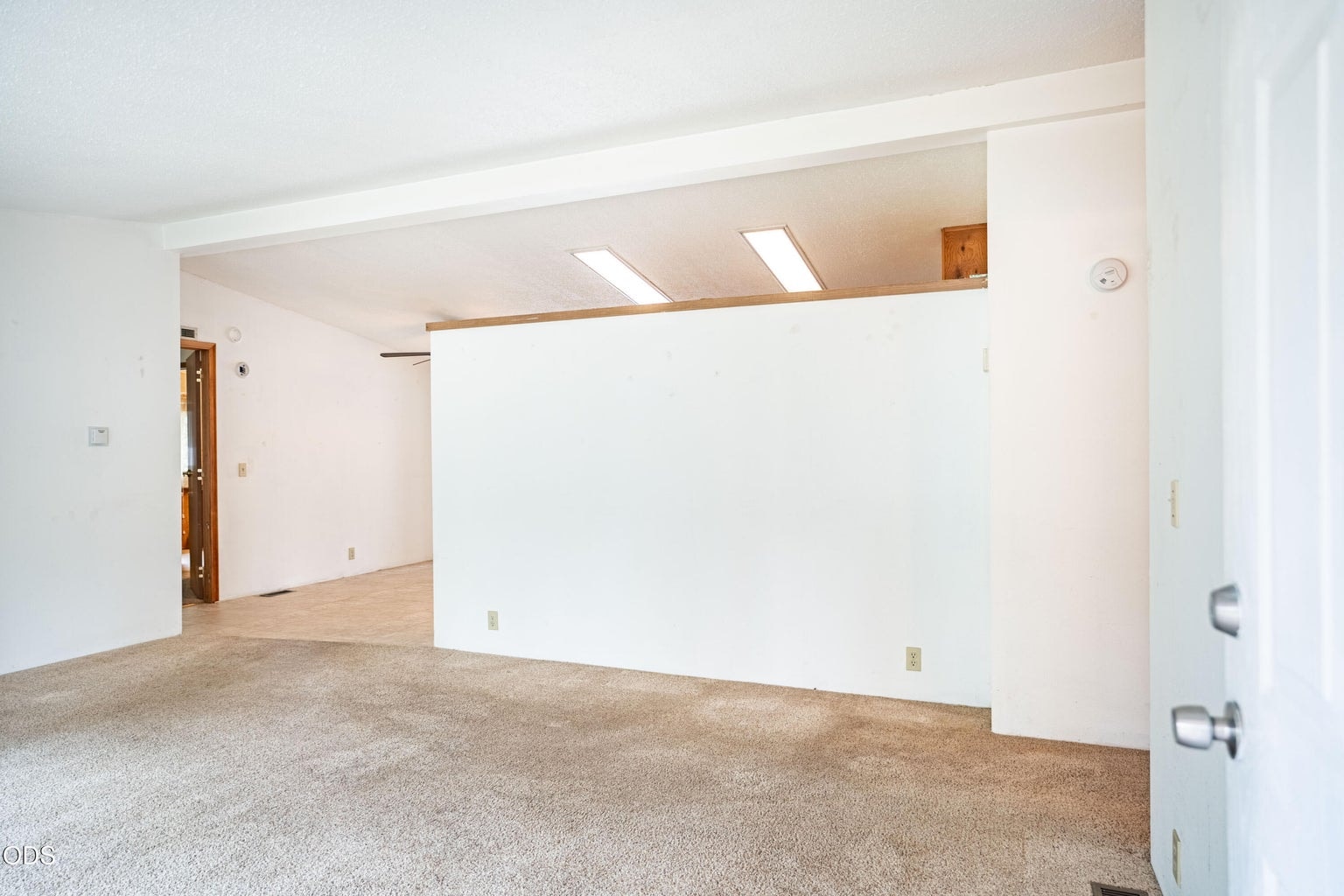 Photo of 60245 Lakeview Drive 9 of 45