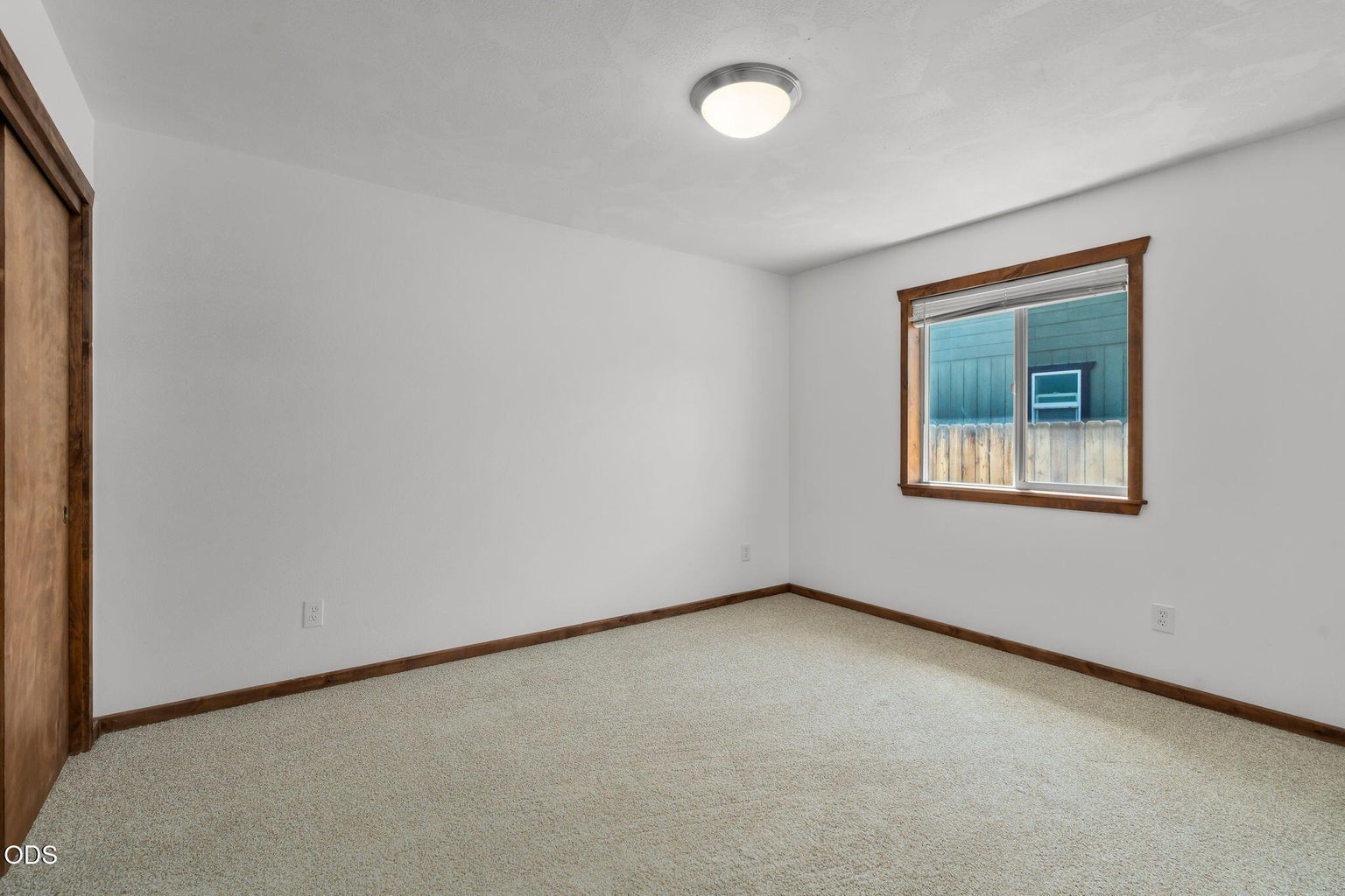 Photo of 1372 NW Teal Loop 20 of 32