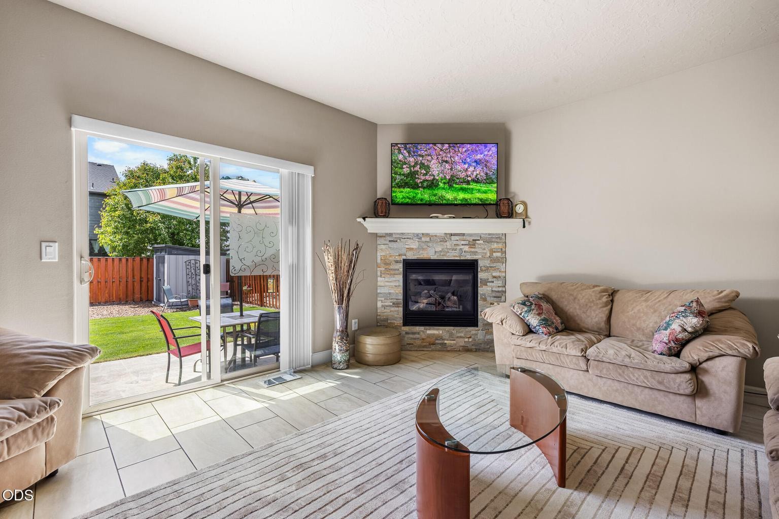 Photo of 2951 NE Dogwood Drive 19 of 43