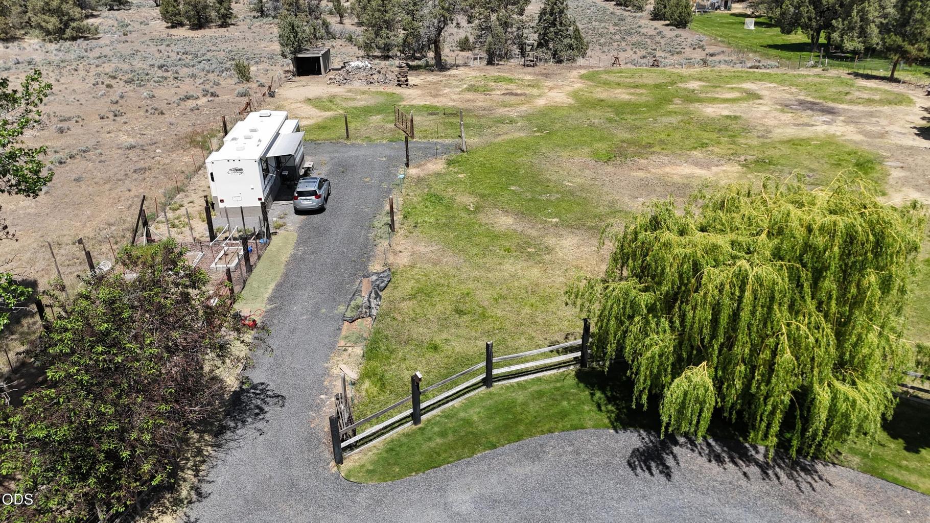 Photo of 6967 SW Quarry Avenue 32 of 41